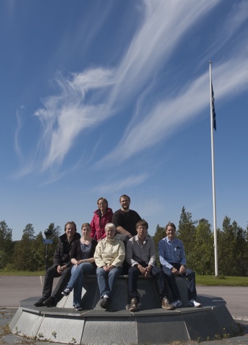 Meteoritexpeditionen, gruppbild med prof. Asta Pellinen-Wannberg i mitten (foto: IRF)